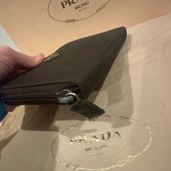 Prada wallet - Picture 11 of 14
